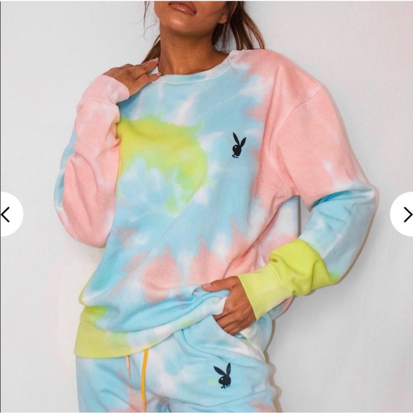 PLAYBOY Tops - Playboy x Missguidded Pastel Tie Dye Crew Neck Sweatshirt Size M